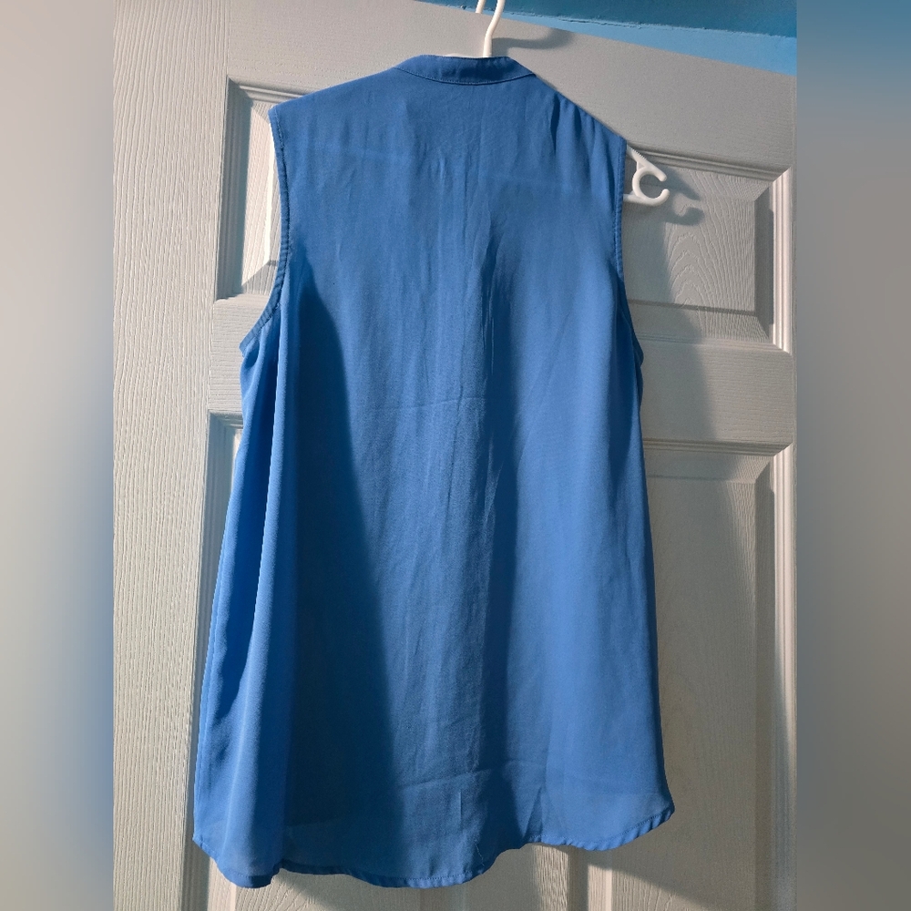 Forever 21 Top - Picture 2 of 3